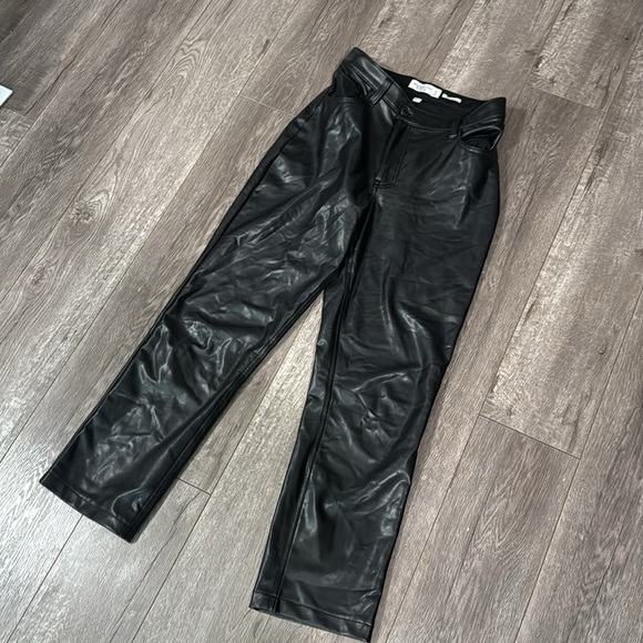 Abercrombie & Fitch Curve Love Vegan Leather 90s Straight Pant ultra highrise 27 - Picture 6 of 9